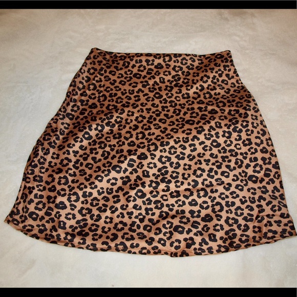 Cotton On Dresses & Skirts - Cheetah-Print High Waisted Skirt